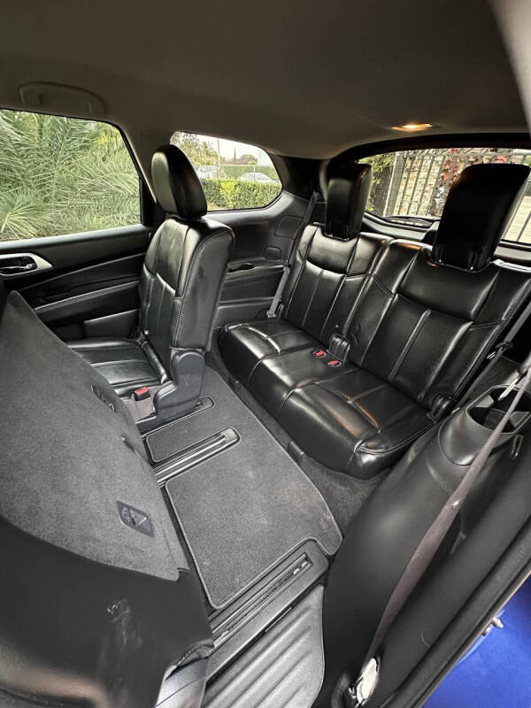 2017 Nissan Pathfinder SV