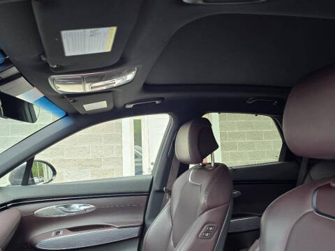 2023 Genesis GV70 2.5T Standard