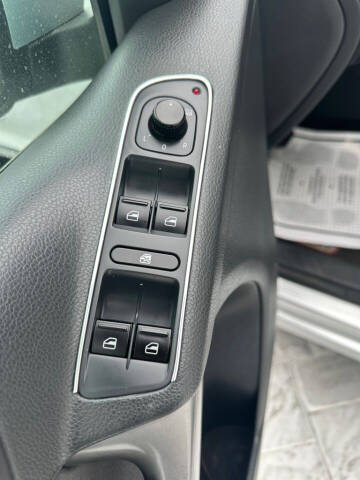 2009 Volkswagen Tiguan S