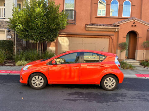 2013 Toyota Prius c One