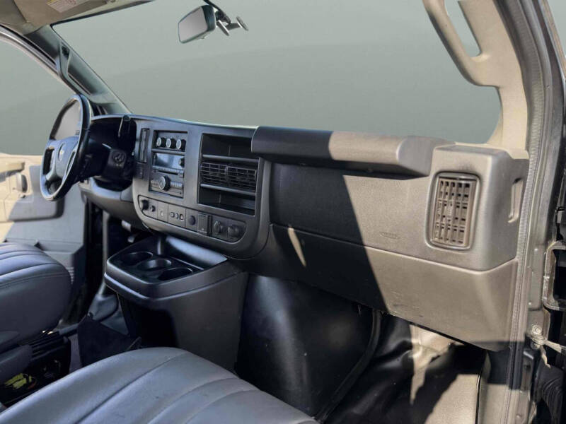 2018 Chevrolet Express 2500