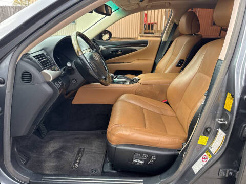 2013 Lexus LS 460