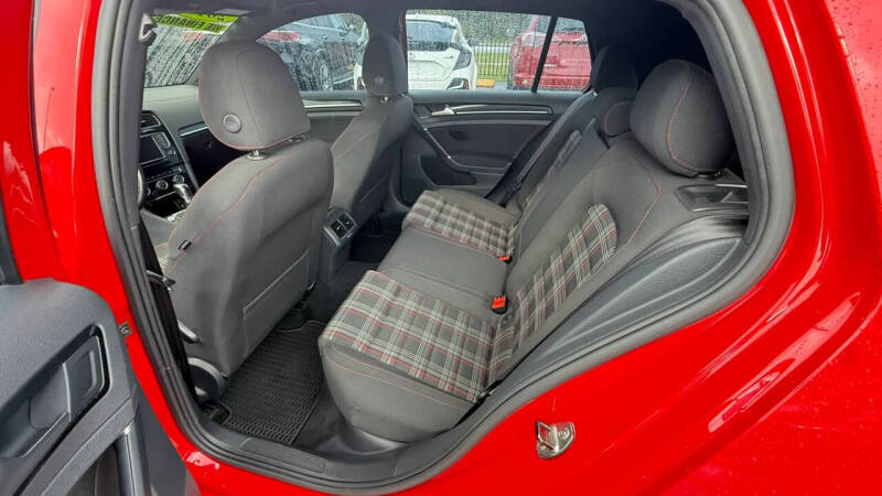 2017 Volkswagen Golf GTI