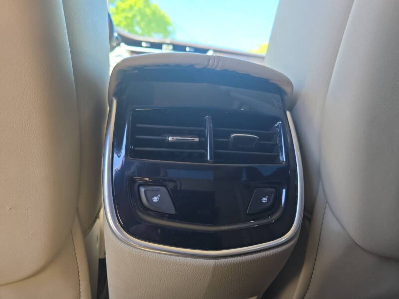 2014 Cadillac XTS Luxury Collection