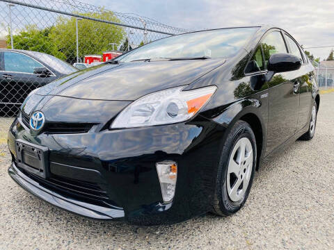 2015 Toyota Prius Two