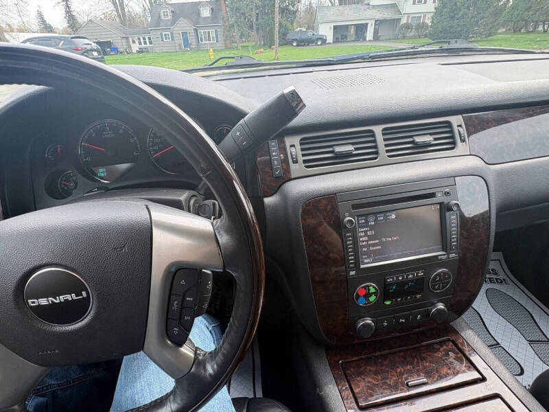 2012 GMC Yukon Denali