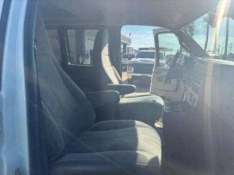 2024 Chevrolet Express LS 3500