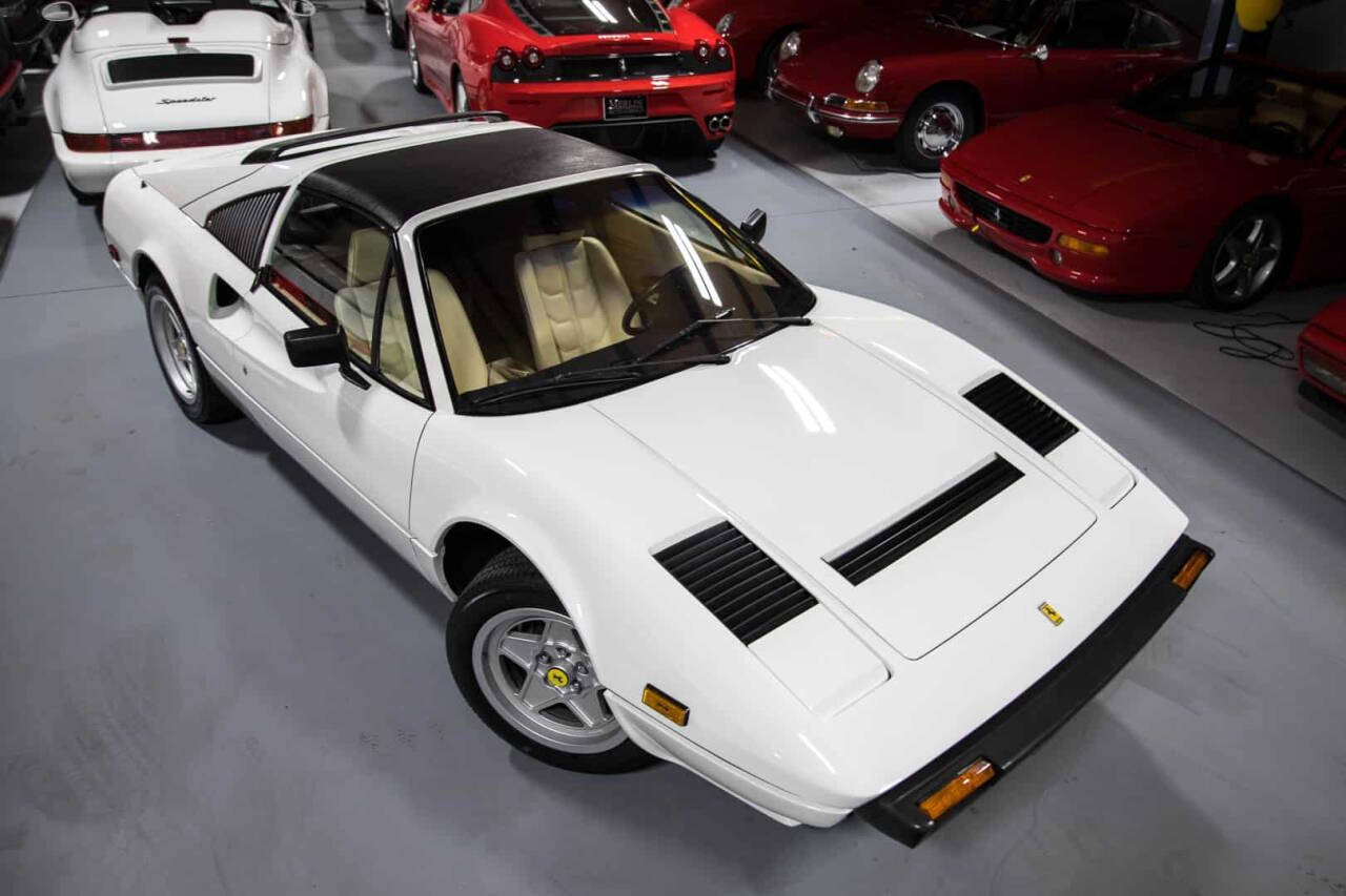 1985 Ferrari 308 1