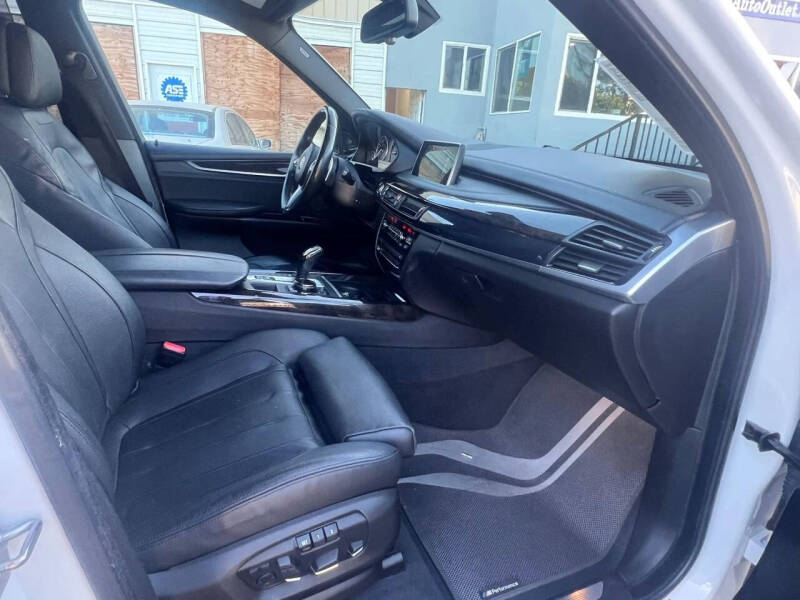 2016 BMW X5 xDrive50i