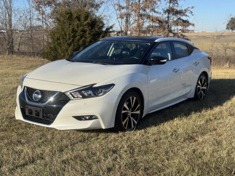 2018 Nissan Maxima SL's photo