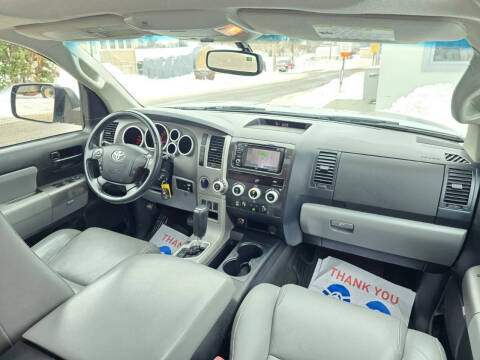 2013 Toyota Sequoia SR5