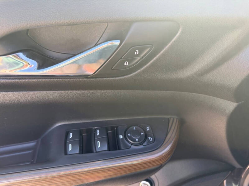 2019 GMC Acadia SLE-2