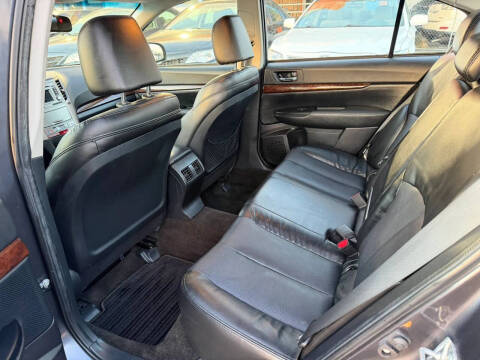 2013 Subaru Legacy 2.5i Limited