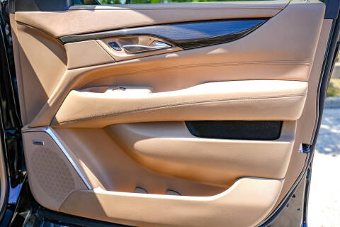 2018 Cadillac Escalade ESV Platinum