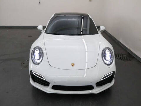 2015 Porsche 911 Turbo S