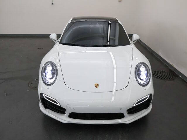 2015 Porsche 911 Turbo S