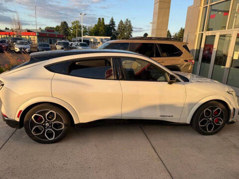 2022 Ford Mustang Mach-E GT