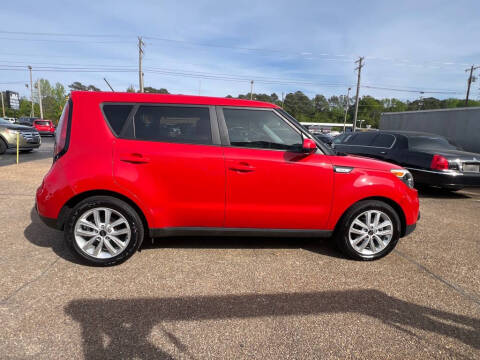 2019 Kia Soul +