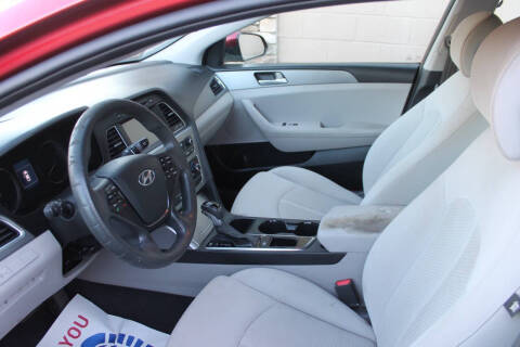 2016 Hyundai Sonata SE