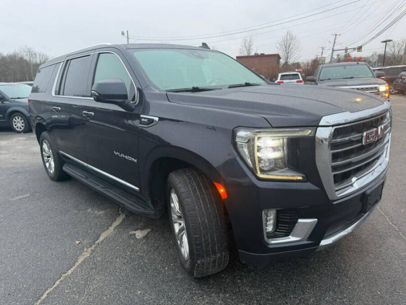 2022 GMC Yukon XL SLT