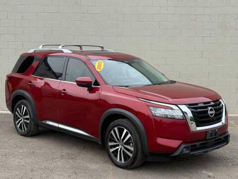 2023 Nissan Pathfinder Platinum