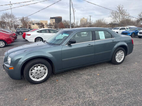 2005 Chrysler 300 for sale at Crosspointe Auto Sales in Amarillo TX