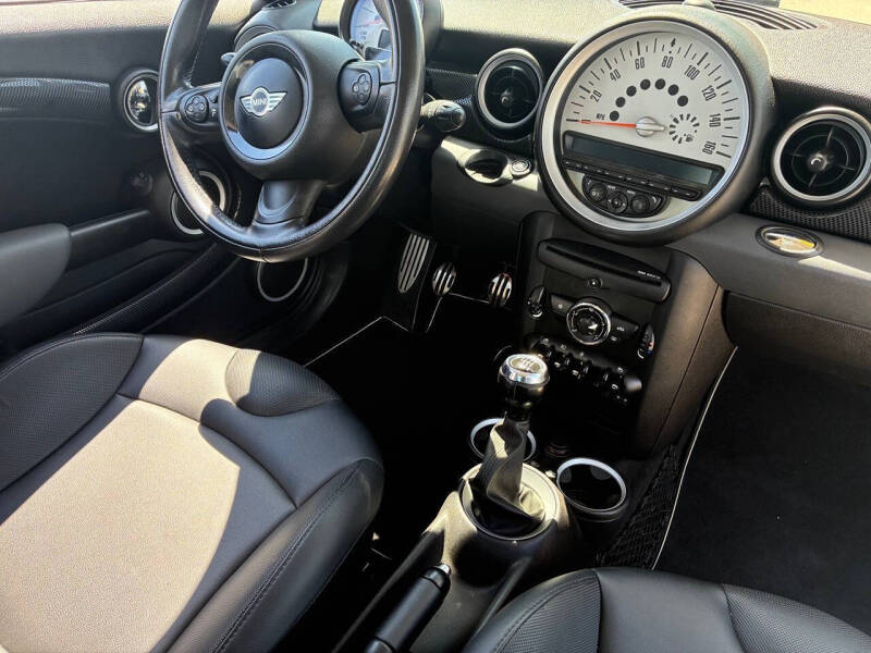 2012 MINI Cooper Hardtop S