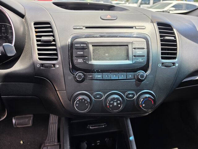 2018 Kia Forte5 LX