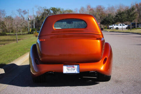 1939 Studebaker Replica Truck