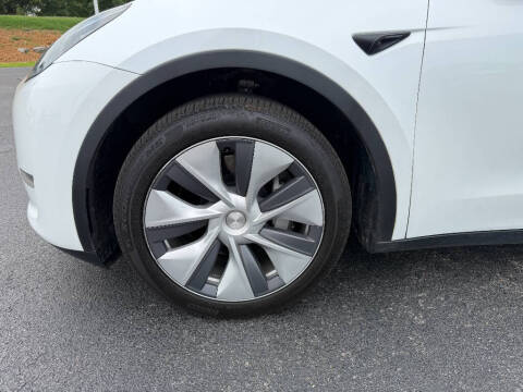 2024 Tesla Model Y Long Range