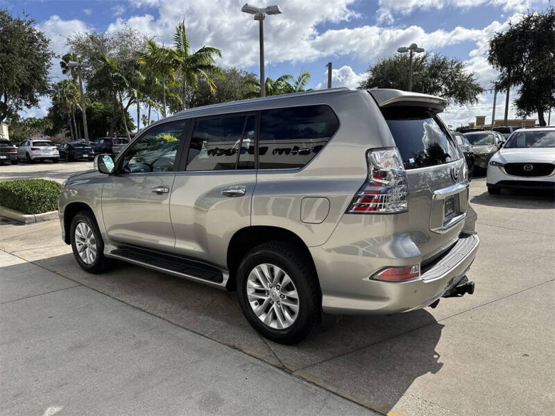 2023 Lexus GX 460