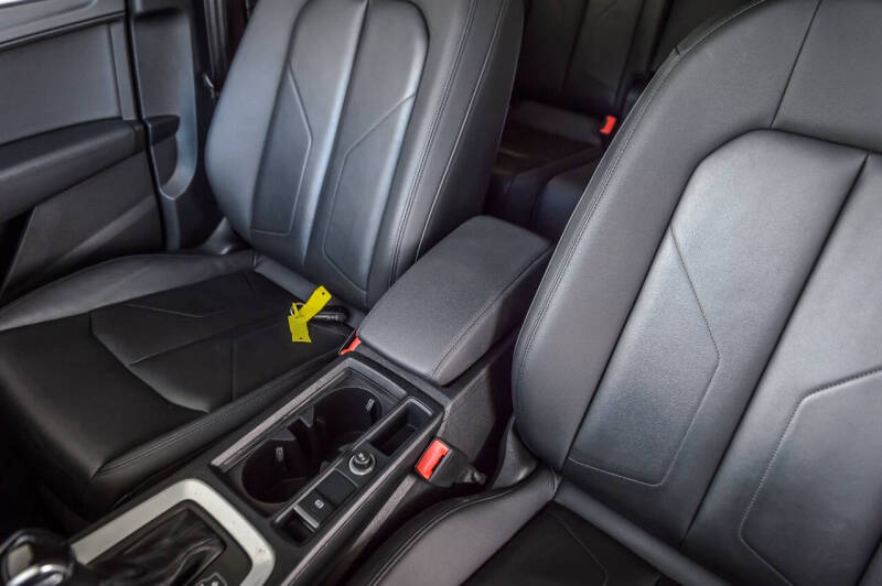 2021 Audi Q3 quattro S line Prem Plus 45 TFSI