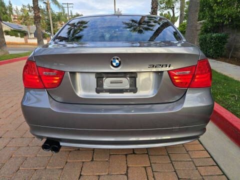 2011 BMW 3 Series 328i