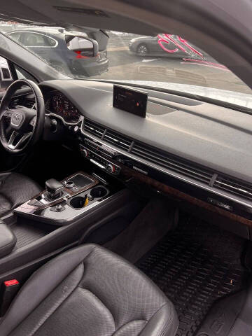 2017 Audi Q7 3.0T quattro Premium Plus