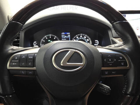2021 Lexus LX 570 Three-Row