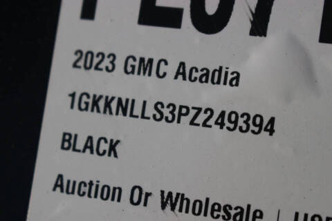 2023 GMC Acadia AT4