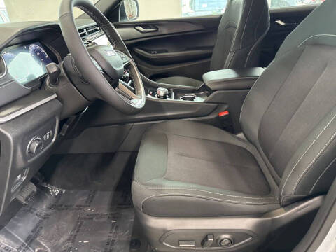 2026 Jeep Grand Cherokee L Laredo