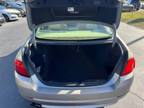 2013 BMW 5 Series 528i