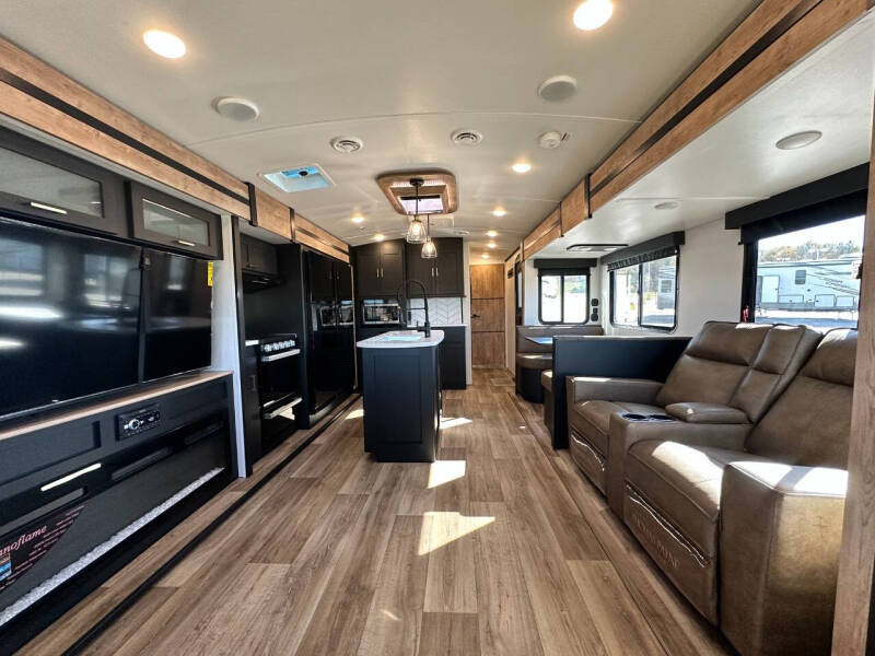 2023 Keystone RV Outback 328RL