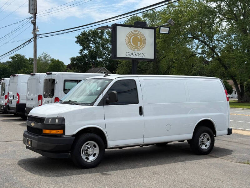 2022 Chevrolet Express 2500
