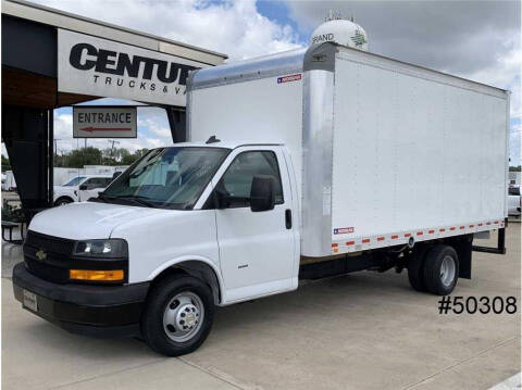 2021 Chevrolet Express for sale at CENTURY TRUCKS & VANS in Grand Prairie TX