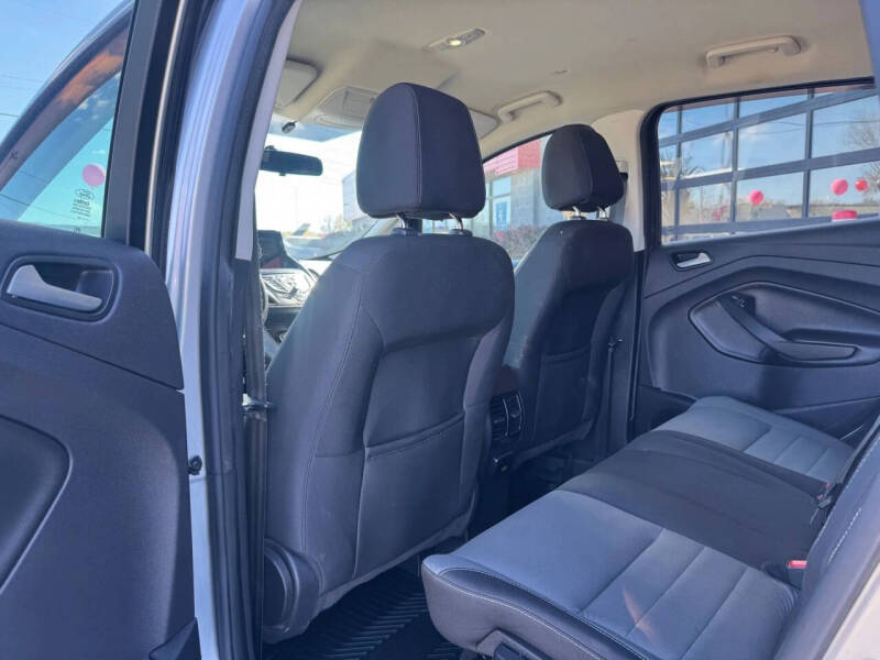 2013 Ford C-MAX Hybrid SE