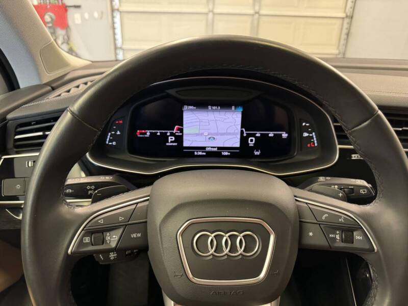 2023 Audi Q7 quattro Premium Plus 55 TFSI