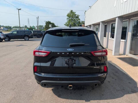 2023 Ford Escape ST-Line Select