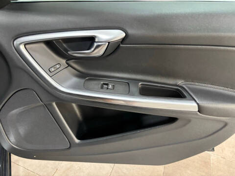 2016 Volvo S60 T5 Drive-E Premier