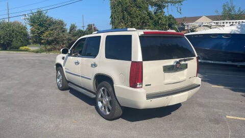 2010 Cadillac Escalade Luxury