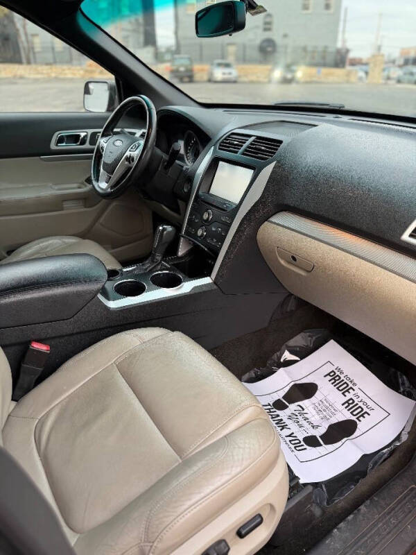 2012 Ford Explorer XLT