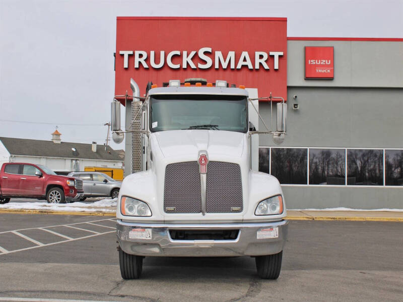 2021 Kenworth T370