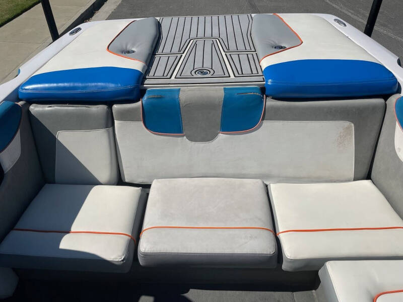 2011 correct craft Sport Natique 200 V