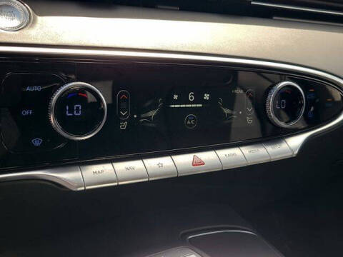 2025 Genesis GV70 2.5T Standard
